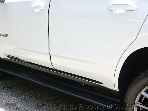 Used 2023 Cadillac Escalade V AWD/4WD image 7