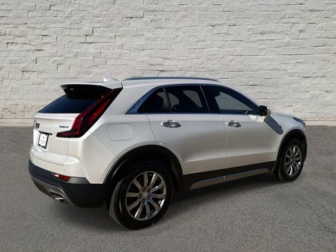 Used 2021 Cadillac XT4 Premium Luxury w/ Driver Awareness Package image 5