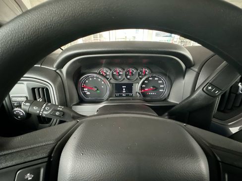 Used 2023 Chevrolet Silverado 1500 Custom w/ LPO, Dark Essentials Package RWD image 15