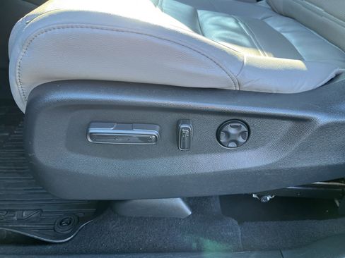 Used 2018 Honda CR-V EX-L image 24