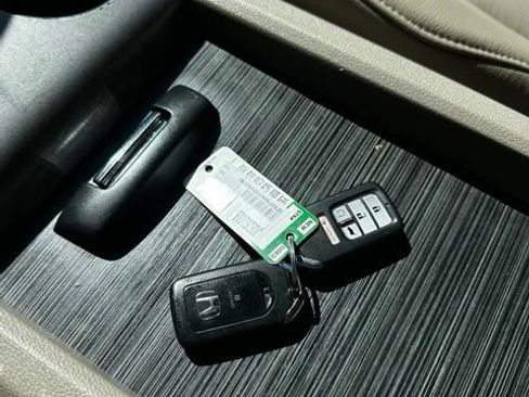 Used 2016 Honda Pilot EX-L image 38