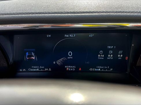 Used 2022 Lincoln Navigator Reserve image 18