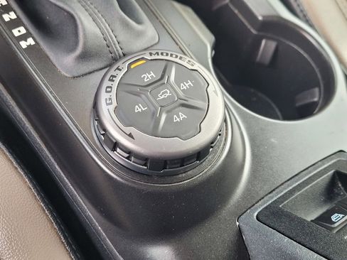 Used 2021 Ford Bronco Wildtrak image 23