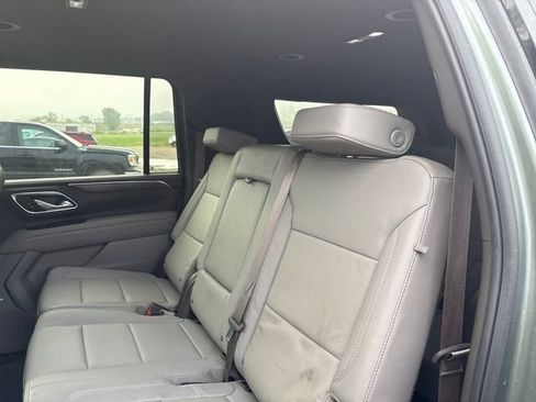 Used 2024 Chevrolet Suburban Z71 w/ Z71 Off-Road Package AWD/4WD image 10