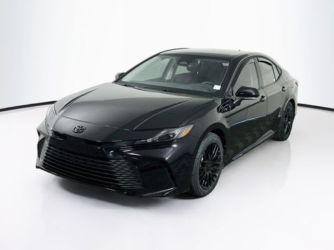 Used 2025 Toyota Camry LE w/ Convenience Package FWD image 3
