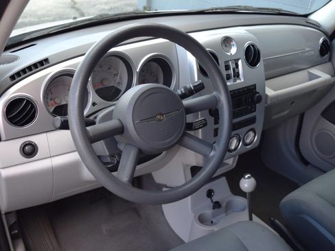 Used 2006 Chrysler PT Cruiser Touring FWD image 22