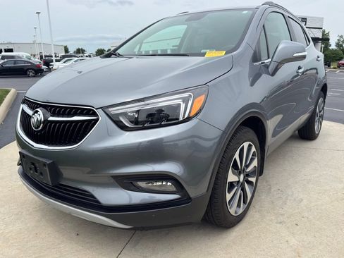 Used 2019 Buick Encore Essence FWD image 4