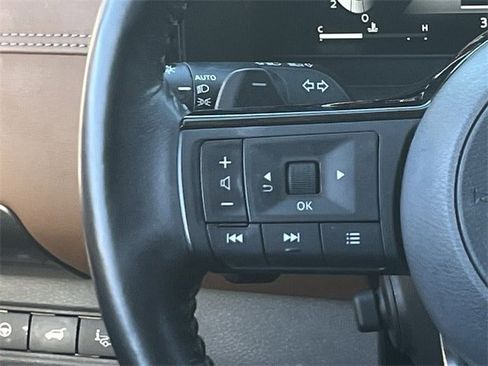 Used 2023 Nissan Pathfinder Platinum w/ Cargo Package image 14