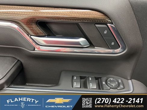 Used 2024 Chevrolet Silverado 3500 LT w/ Convenience Package AWD/4WD image 23