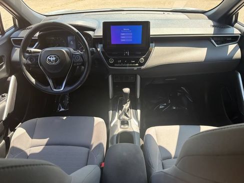 Used 2024 Toyota Corolla Cross AWD Hybrid image 21
