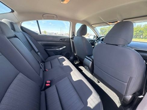 Used 2025 Nissan Altima 2.5 SV FWD image 17