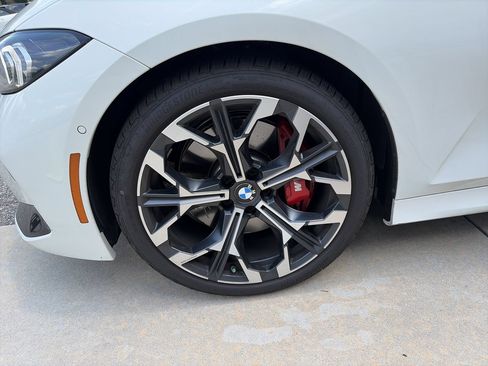 Used 2026 BMW 330i Sedan w/ M Sport Package RWD image 13