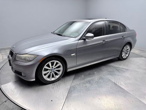 Used 2011 BMW 328i xDrive Sedan AWD/4WD image 1