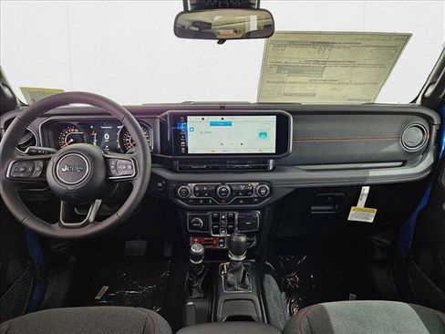 New 2025 Jeep Gladiator Rubicon w/ Convenience Group image 14