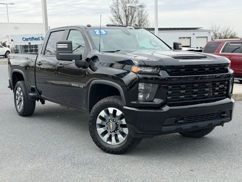 Used 2023 Chevrolet Silverado 2500 Custom w/ Custom Value Package image 1