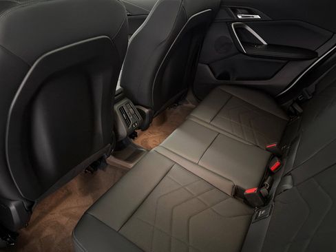 Used 2026 BMW X1 xDrive28i w/ Technology Package image 22