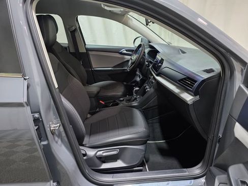 Used 2022 Volkswagen Taos SE AWD/4WD image 34