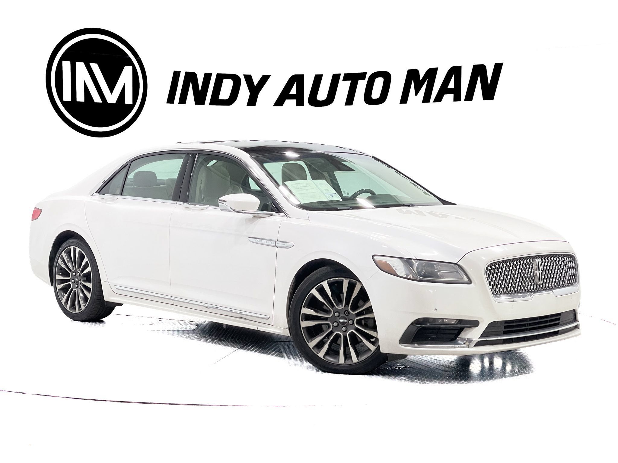 Used 2018 Lincoln Continental Select w/ Continental Climate Package AWD/4WD image 2