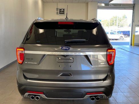 Used 2019 Ford Explorer Platinum image 6