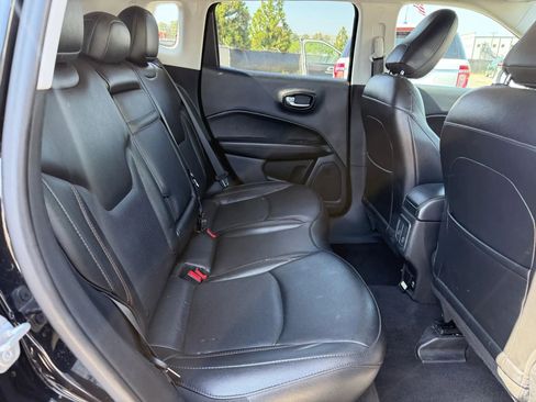 Used 2019 Jeep Compass Limited FWD image 20