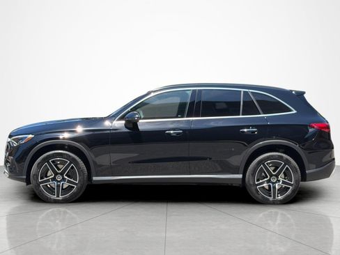New 2026 Mercedes-Benz GLC 300 image 2