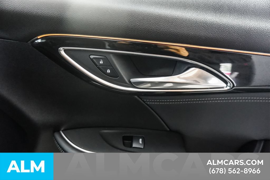Used 2024 Buick Envision Preferred AWD/4WD image 45