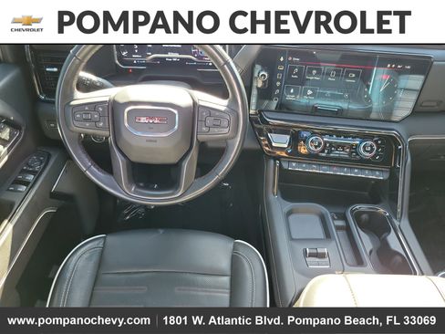 Used 2024 GMC Sierra 2500 AT4X image 14