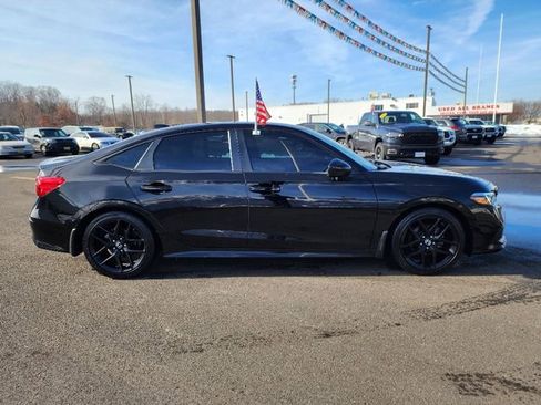 Used 2024 Honda Civic Sport image 8