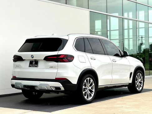 Certified 2026 BMW X5 xDrive40i w/ Premium Package AWD/4WD image 4