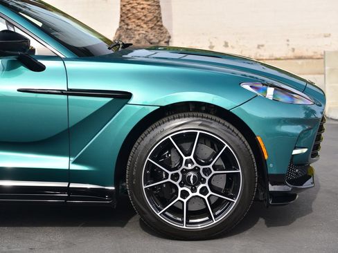 Used 2023 Aston Martin DBX 707 AWD/4WD image 8