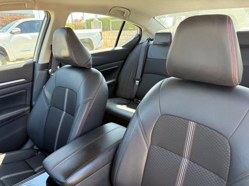 Used 2024 Nissan Altima 2.5 SR image 12