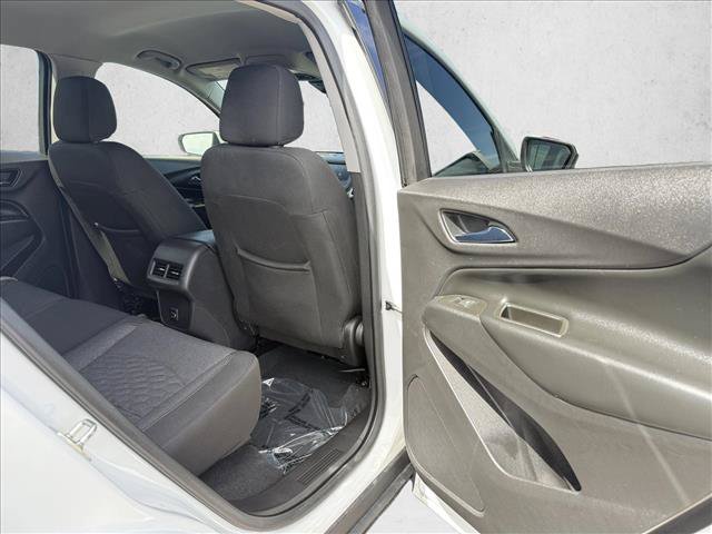 Used 2020 Chevrolet Equinox LT FWD image 23