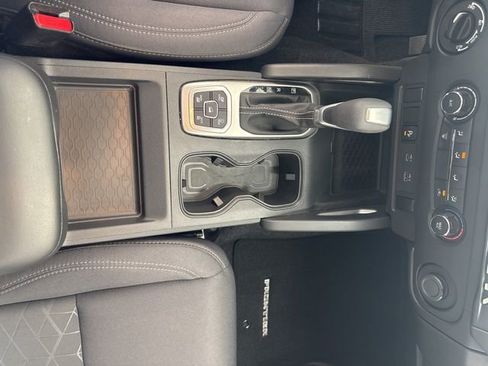 Certified 2026 Nissan Frontier SV w/ Tow Package AWD/4WD image 13