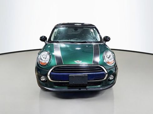 Used 2018 MINI Cooper 2-Door Hardtop FWD image 2