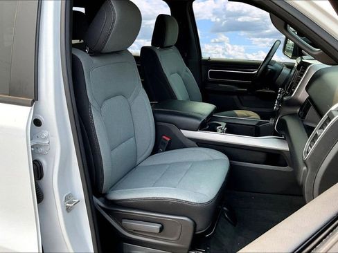 Used 2023 RAM 1500 Big Horn image 32