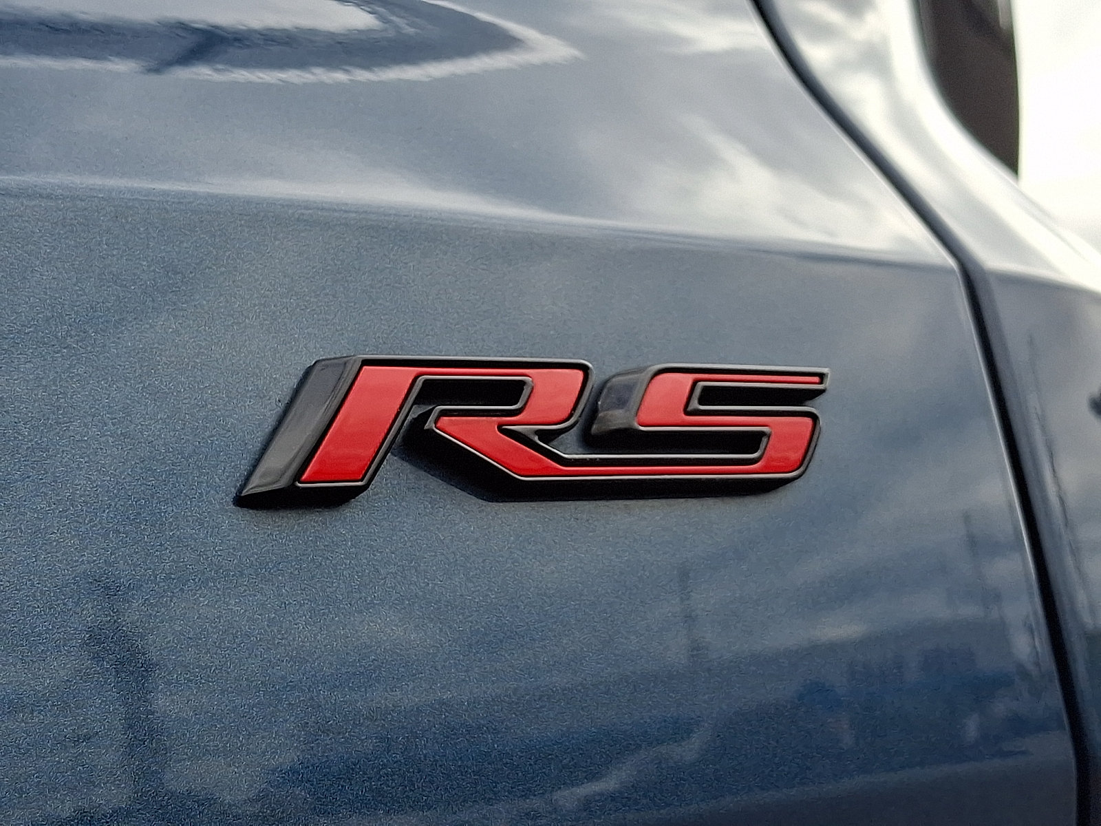 Certified 2025 Chevrolet Traverse RS AWD/4WD image 33