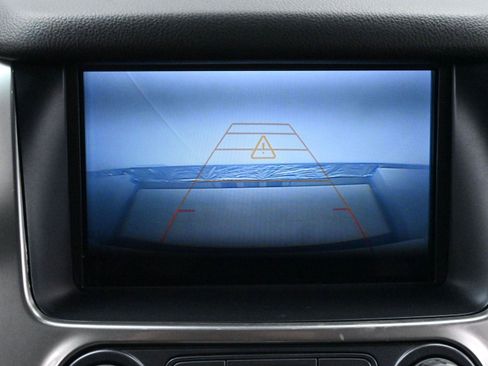 Used 2019 Chevrolet Suburban Premier image 27