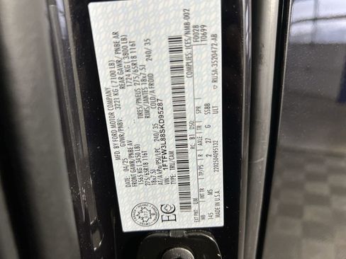 Used 2025 Ford F150 XLT w/ Equipment Group 301A Standard image 31