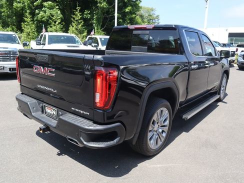 Used 2022 GMC Sierra 1500 Denali w/ Denali Premium Package AWD/4WD image 4