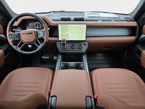 New 2026 Land Rover Defender 110 OCTA image 9