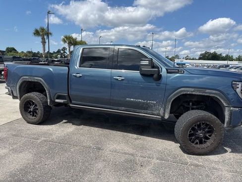 Used 2024 GMC Sierra 3500 Denali Ultimate AWD/4WD image 2