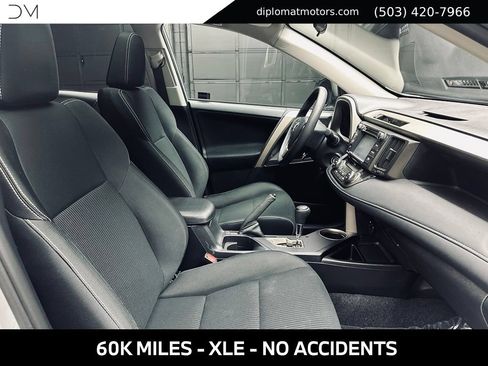 Used 2014 Toyota RAV4 XLE FWD image 20