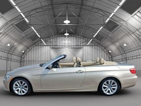Used 2012 BMW 328i Convertible RWD image 57
