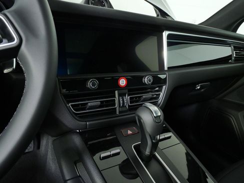 New 2026 Porsche Macan Turbo AWD/4WD image 14
