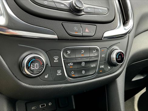 Certified 2024 Chevrolet Equinox LT image 23