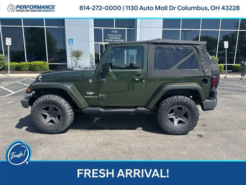 Used 2009 Jeep Wrangler Sahara w/ Dual Top Group image 7