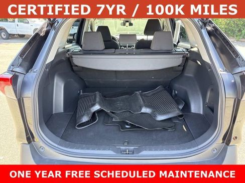 Used 2025 Toyota RAV4 LE AWD/4WD image 12