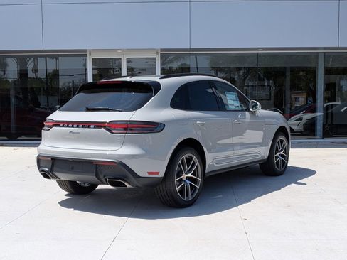 New 2026 Porsche Macan image 9