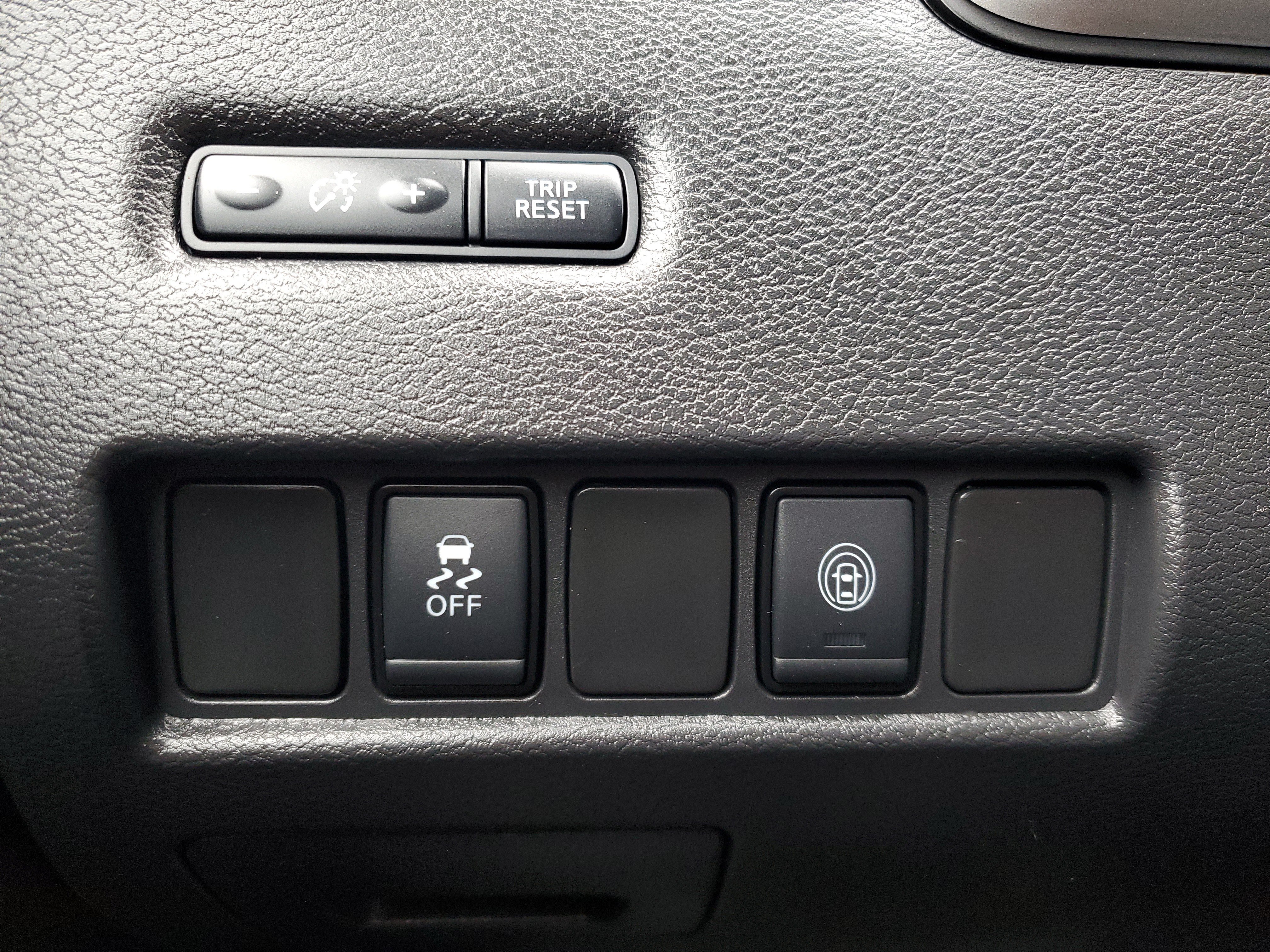 Used 2020 Nissan Murano SV FWD image 27