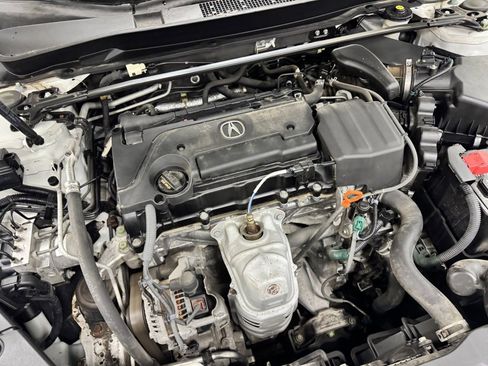 Used 2017 Acura TLX image 35